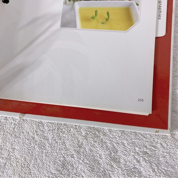 Vitamin LiveFresh Raw Vegan Vegetarian recipients Cookbook - Picture 12 of 16